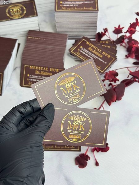 Візитки PREMIUM /soft touch покриття одностороннє/ 250 шт Візитки PREMIUM /soft touch покриття фото